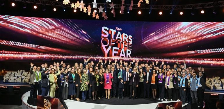 Yıldız Holding, 'Senenin Yıldızları' Ödül Töreninde Başarılı Projeleri Ödüllendirdi 1 Yıldız Holding, 'Senenin Yıldızları' Ödül Töreni
