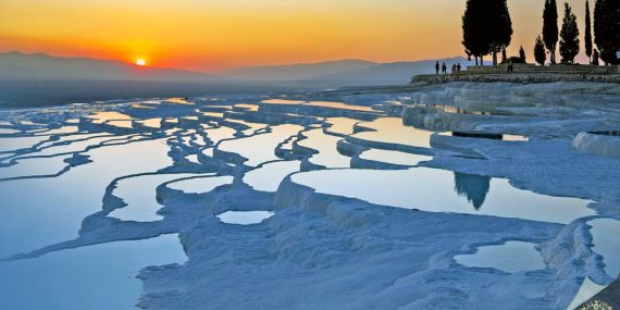 Pamukkale Travertenleri Artık “Kesin Korunacak Hassas Alan”