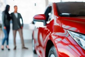 Sıfır araç piyasası yüksek faizli krediler yüzünden çıkmazda