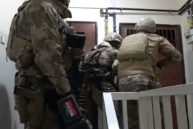 700 Kilogram Uyuşturucu Ele Geçirildi, 366 Zanlı Yakalandı 4 700-kilogram-uyusturucu-ele-gecirildi-366-zanli-yakalandi-Gw8MVOQY.jpg