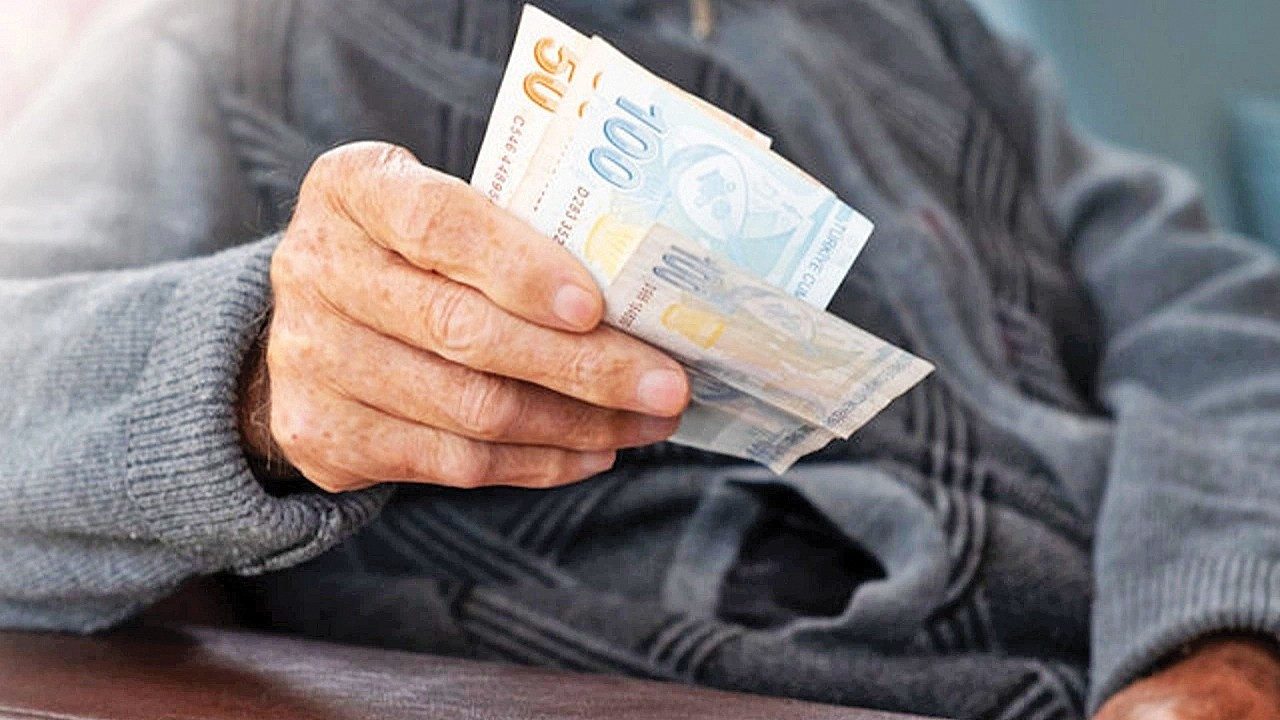 Aile Destek Programı Mayıs Ödemeleri Hakkında Açıklama 2 aile-destek-programi-mayis-odemeleri-hakkinda-aciklama-B89HK4sS.jpg
