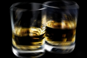 Alkol Fiyatlarına Yüzde 15 Zam Geldi! 6 alkol-fiyatlarina-yuzde-15-zam-geldi-6ttQBAWd.jpg
