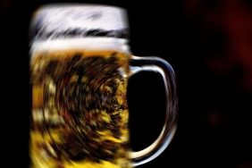Alkol Ürünlerine Zam Geliyor 6 alkol-urunlerine-zam-geliyor-ClfANMhy.jpg