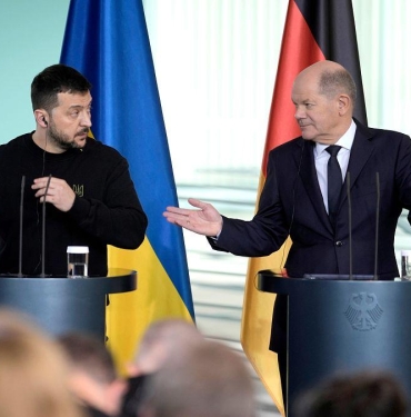 Almanya, Ukrayna’nın Rusya’ya Karşı Saldırılarında Alman Silahlarını Kullanmasına İzin Verdi 10 almanya-ukraynanin-rusyaya-karsi-saldirilarinda-alman-silahlarini-kullanmasina-izin-verdi-DiU2dM3b.jpg