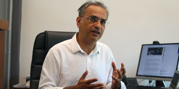 Yapay Zekanın İşgücüne Etkisi: Beyaz Yakalıların Geleceği Tehlikede