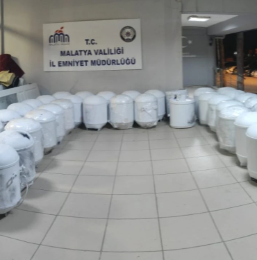 Çalıntı Termosifonlar Yeşilyurt'ta Yakalandı 2 calinti-termosifonlar-yesilyurtta-yakalandi-tmWLw5a2.png