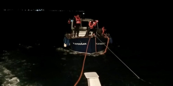 Çanakkale Boğazı’nda Tekne Arızası