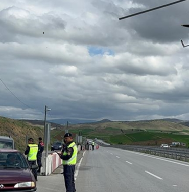 Çankırı İl Jandarma Komutanlığı'ndan Havadan Trafik Denetimi 10 cankiri-il-jandarma-komutanligindan-havadan-trafik-denetimi-ZLHYq6hv.png