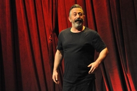 Cem Yılmaz'dan Açıklama: 'Seyirciye Sinirlenip Sahneyi Terk Etmedim' 3 cem-yilmazdan-aciklama-seyirciye-sinirlenip-sahneyi-terk-etmedim-LUvJxStx.jpg