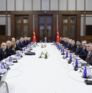 Cevdet Yılmaz Başkanlığında YOİKK Toplantısı Gerçekleşti 7 cevdet-yilmaz-baskanliginda-yoikk-toplantisi-gerceklesti-jbARPkQ4.jpg