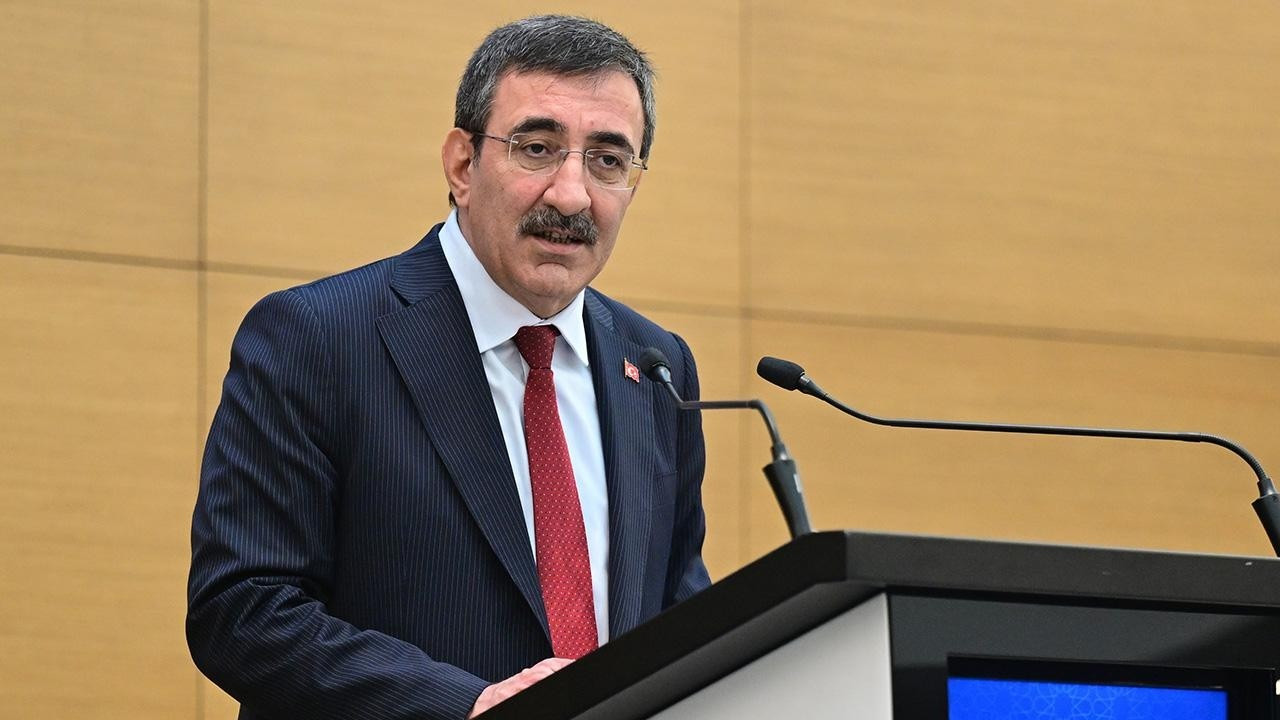 Cumhurbaşkanı Yardımcısı Yılmaz'ın Cari İşlemler Açıklaması 2 cumhurbaskani-yardimcisi-yilmazin-cari-islemler-aciklamasi-9Yamq9iS.jpg