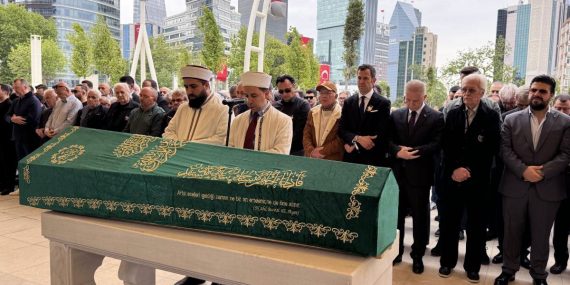 Erkan Yolaç Son Yolculuğuna Uğurlandı