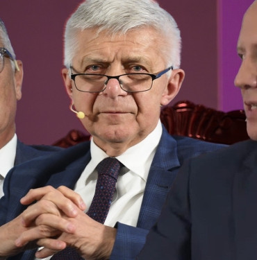Eski Polonya ve Macaristan Merkez Bankası Başkanları Türkiye'nin Enflasyonla Mücadelesini Değerlendirdi 4 eski-polonya-ve-macaristan-merkez-bankasi-baskanlari-turkiyenin-enflasyonla-mucadelesini-degerlendirdi-tWqCqgjA.jpg