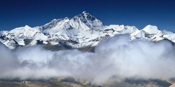 Everest Dağı’nda Trajik Olay: Nepalli Dağcı Hayatını Kaybetti