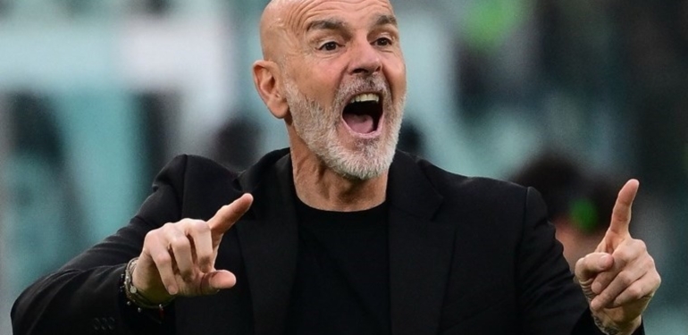 Fenerbahçe ve Beşiktaş'ın Gündemindeki Stefano Pioli, Milan'dan Ayrıldı 6 fenerbahce-ve-besiktasin-gundemindeki-stefano-pioli-milandan-ayrildi-FPUWgNj5.jpg