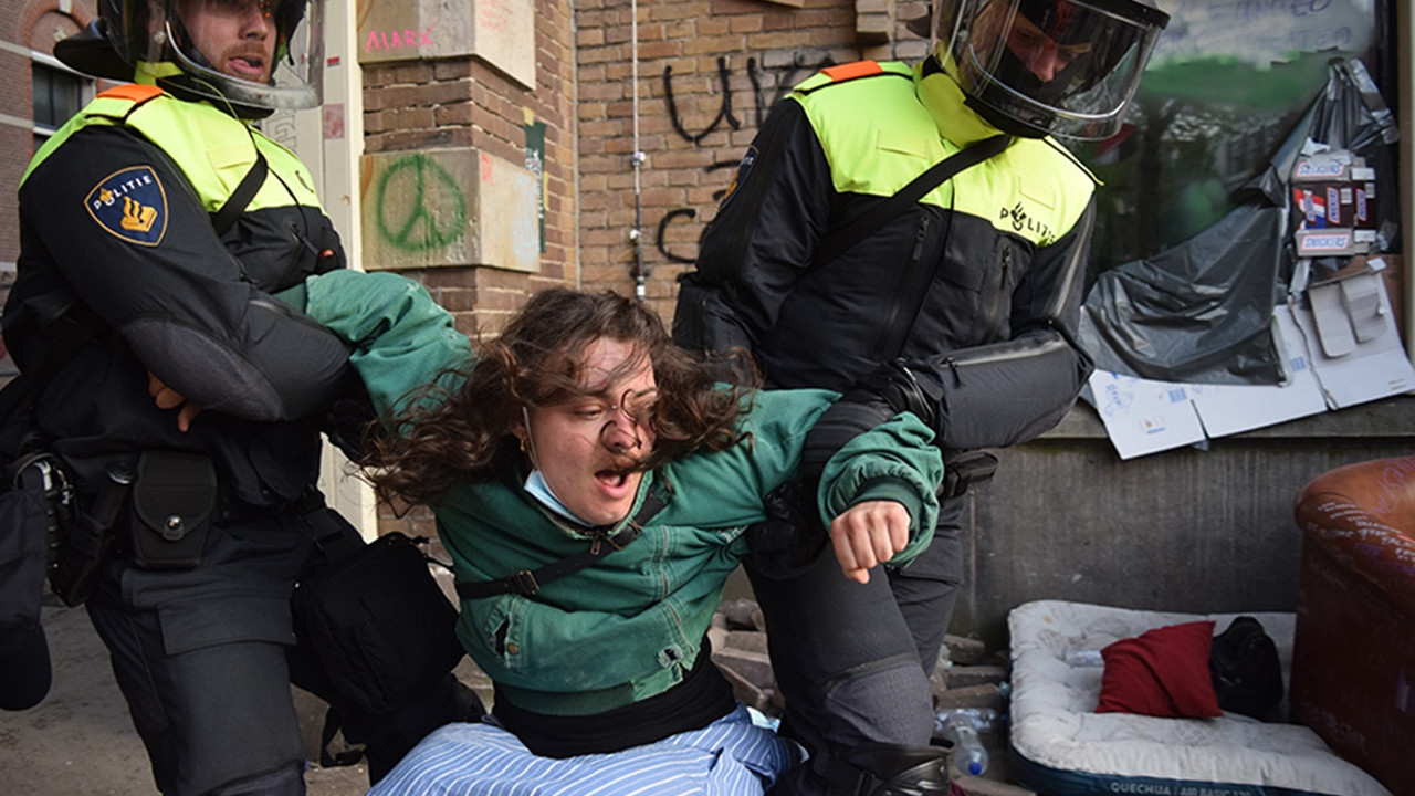 Hollanda'daki Protesto Gösterileri 3 Utrecht Üniversitesi Olayları