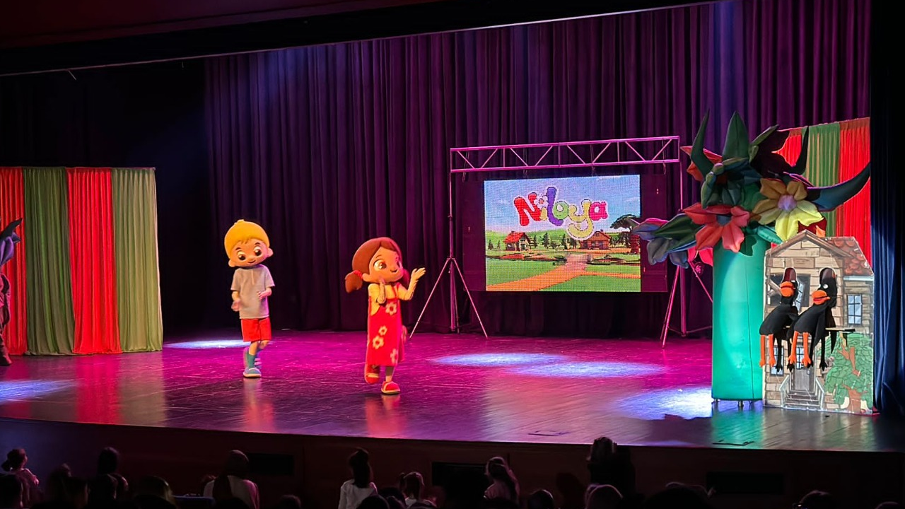 Niloya Müzikali: Minik Dostlarla Unutulmaz Bir Serüven 2 niloya-muzikali-minik-dostlarla-unutulmaz-bir-seruven-juJqjd5Q.png