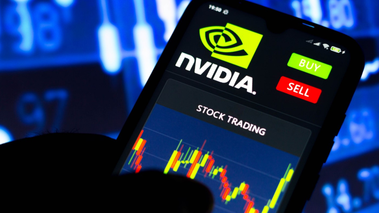 nvidia-yapay-zeka-sektorunde-rekor-gelirle-zirveye-cikti-lPULMqzd.jpg