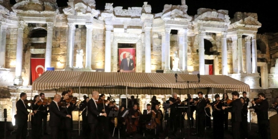 Pamukkale Konseri ve Hollanda Büyükelçisinin Konuşması