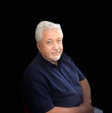 Türkiye Kalp ve Damar Cerrahisi Alanının Öncüsü Prof. Dr. Cevat Yakut Hayatını Kaybetti 4 Prof. Dr. Cevat Yakut