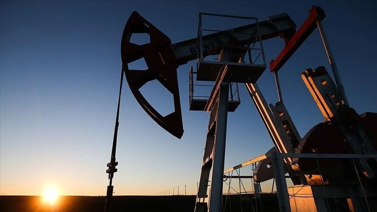 Rusya'da Petrol Tesislerine Yönelik İHA Saldırıları Devam Ediyor 2 rusyada-petrol-tesislerine-yonelik-iha-saldirilari-devam-ediyor-f2UmvGnC.jpg