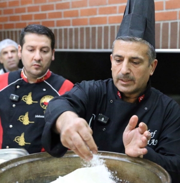 Şanlıurfa Kebap Festivali: Lezzet Şöleni ve Ustaların İş Birliği 8 sanliurfa-kebap-festivali-lezzet-soleni-ve-ustalarin-is-birligi-g1gzhSyk.jpg
