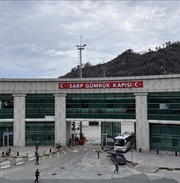 Sarp Sınır Kapısı'nda Rekor TIR Geçişi 7 sarp-sinir-kapisinda-rekor-tir-gecisi-l2EDmS2u.jpg