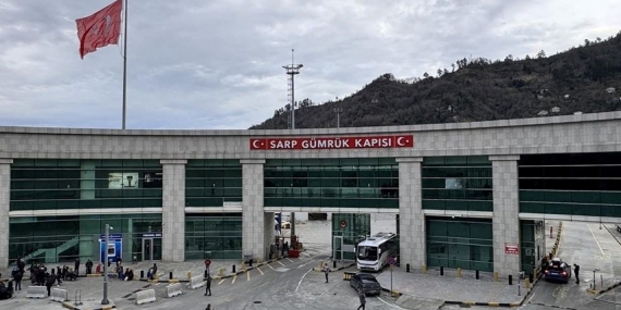 Sarp Sınır Kapısı’nda Rekor TIR Geçişi