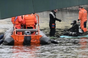 St. Petersburg'da Yolcu Otobüsü Moyka Nehri'ne Düştü 1 st-petersburgda-yolcu-otobusu-moyka-nehrine-dustu-FOLAIK4E.jpg