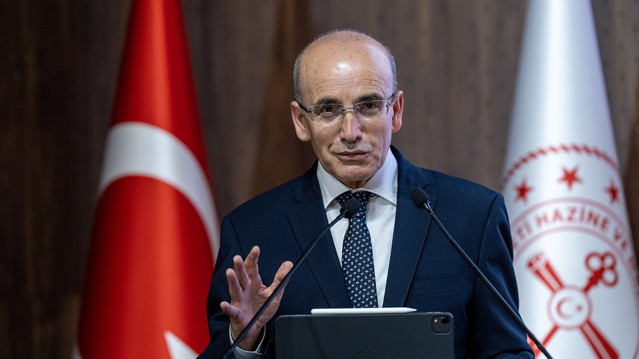 Türkiye'nin Ekonomik İlerlemesi: Şimşek'ten Sermaye Girişlerine İlişkin Açıklamalar 2 turkiyenin-ekonomik-ilerlemesi-simsekten-sermaye-girislerine-iliskin-aciklamalar-xjUlsB1j.jpg