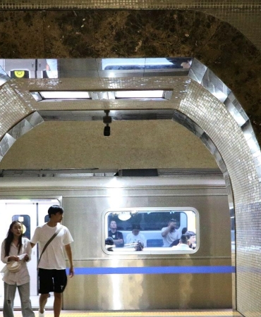 Almatı Metrosu: Kazakistan'ın Milli Motiflerle Bezeli Metro Hattı 10 almati-metrosu-kazakistanin-milli-motiflerle-bezeli-metro-hatti-bSPU2L4U.jpg