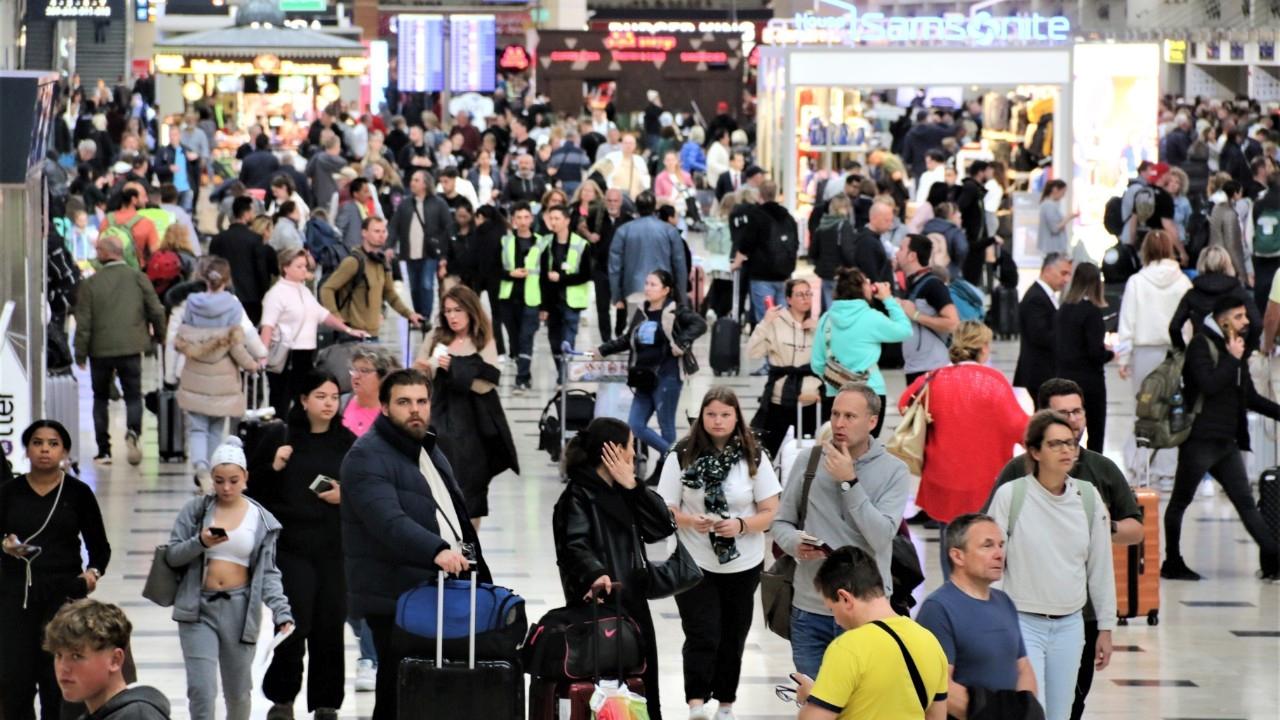 Antalya Turizminde Rekor Artış: İlk 5 Ayda 3.9 Milyon Ziyaretçi 2 antalya-turizminde-rekor-artis-ilk-5-ayda-39-milyon-ziyaretci-QKOZ5CDT.jpg