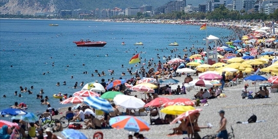 Antalya’da Kurban Bayramı Tatilinde Turist Rekoru: 5 Milyon Ziyaretçi