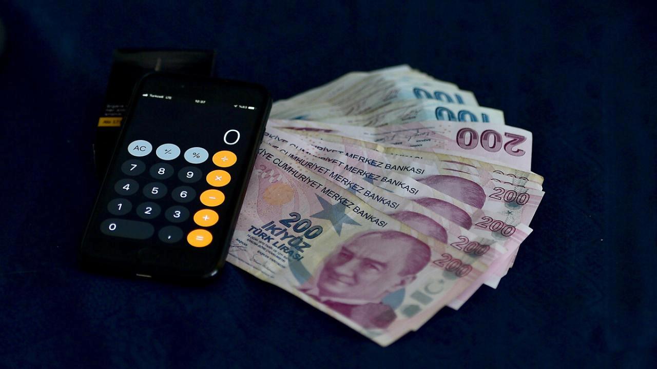 Bankacılık Düzenleme ve Denetleme Kurumu (BDDK), TL Mevduatında Tarihi Zirveyi Açıkladı 2 bankacilik-duzenleme-ve-denetleme-kurumu-bddk-tl-mevduatinda-tarihi-zirveyi-acikladi-AmW6VLbl.jpg