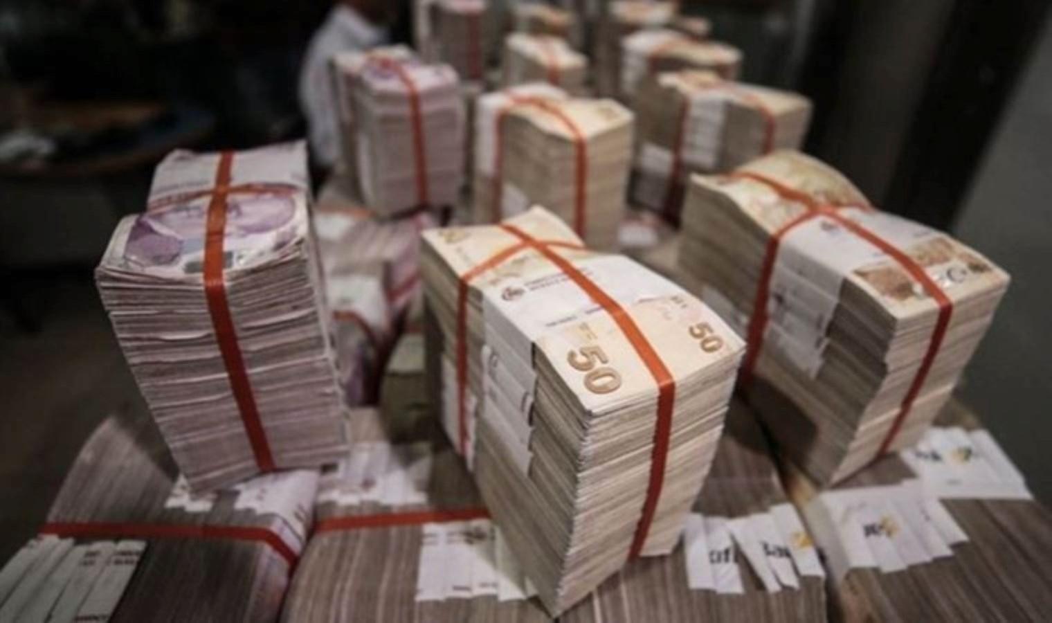 BDDK Verilerine Göre Kur Korumalı Mevduat ve Kredilerde Düşüş 2 bddk-verilerine-gore-kur-korumali-mevduat-ve-kredilerde-dusus-lAlnSpLD.jpg