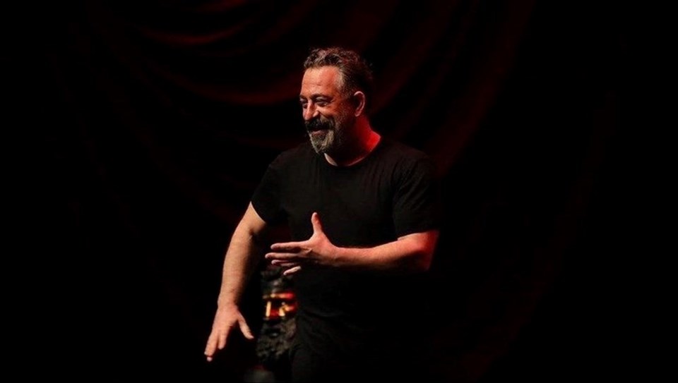 Cem Yılmaz'ın Göz Sağlığı Sorunu ve G.O.R.A Filminin Devamı 1 Cem Yılmaz Göz Sağlığı Sorunuyla Mücadele Ediyor