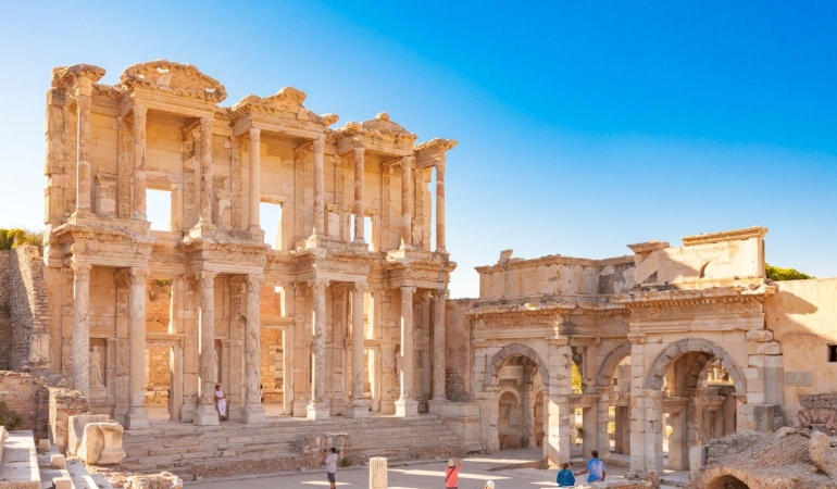 Devlet Opera ve Balesi, Uluslararası Efes Opera ve Bale Festivali'ni Tanıttı 6 devlet-opera-ve-balesi-uluslararasi-efes-opera-ve-bale-festivalini-tanitti-9UD4j9wD.jpg