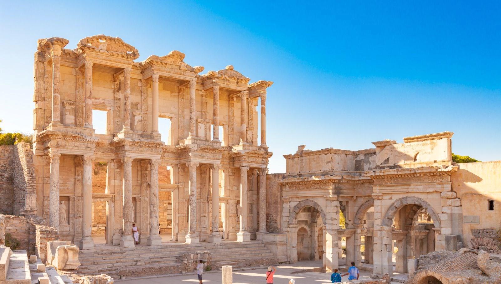 Devlet Opera ve Balesi, Uluslararası Efes Opera ve Bale Festivali'ni Tanıttı 2 devlet-opera-ve-balesi-uluslararasi-efes-opera-ve-bale-festivalini-tanitti-9UD4j9wD.jpg