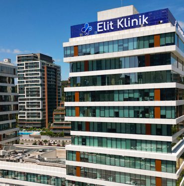 Elit Klinik Saç Ekimi ve Tedavileri: Sağlıklı ve Doğal Görünümün Anahtarı 9 Elit Klinik Saç Ekimi
