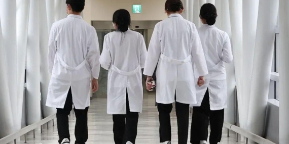 Güney Kore’de Tıp Doktorları Greve Başladı: Hükümetle Anlaşmazlık Büyüyor