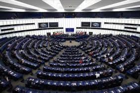 Hollanda'nın sağ koalisyonu Avrupa Parlamentosundaki liberallerin gündeminde 10 hollandanin-sag-koalisyonu-avrupa-parlamentosundaki-liberallerin-gundeminde-AV7VnFkO.jpg