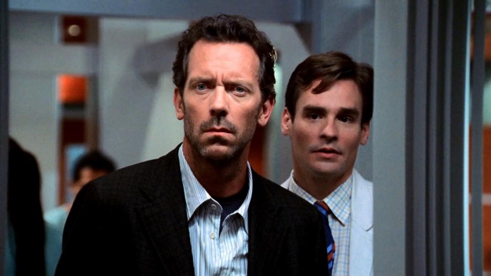 House M.D: İlgi Odağı Bir Medikal Drama 2 House M.D: Tıbbi Gizemler ve İnsan İlişkileri