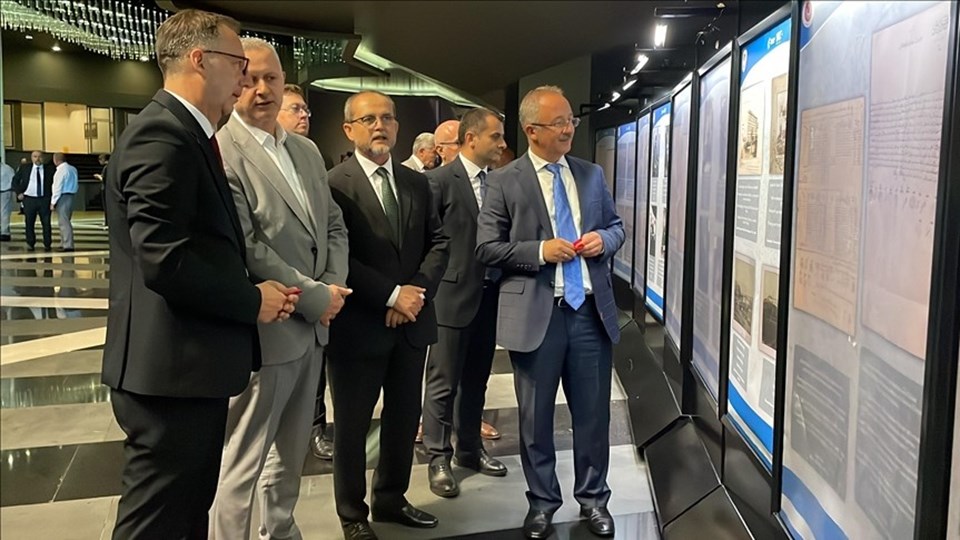 Kuzey Makedonya Tarihi Sergisi Osmanlı Arşivi'nde Açıldı 1 Kuzey Makedonya Cumhuriyeti Devlet Arşivleri Başkanı: