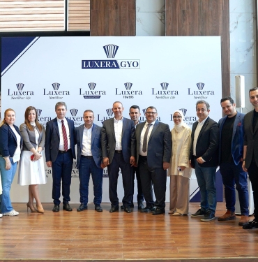 Luxera GYO Halka Arz Sürecinde Önemli Bir Adım Daha Attı 10 luxera-gyo-halka-arz-surecinde-onemli-bir-adim-daha-atti-YOpcCRgI.jpg