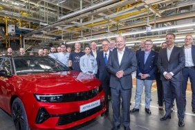 Opel’in 125. Yıl Dönümü Töreni: Elektrifikasyon Yolunda Büyük Adımlar 2 opelin-125-yil-donumu-toreni-elektrifikasyon-yolunda-buyuk-adimlar-WHRUzRh7.jpg