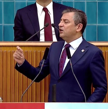 ozgur-ozel-aym-kararlari-cumhurbaskanligi-sisteminin-hukuksuzlugunu-gozler-onune-serdi-p7jlxKDs.jpg