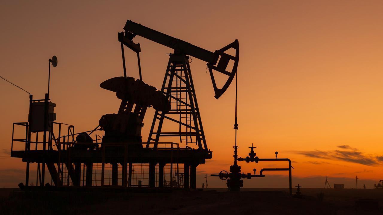 Petrol Fiyatları Düştü: Talep Belirsizlikleri ve Ekonomik Endişeler Etkili 2 petrol-fiyatlari-dustu-talep-belirsizlikleri-ve-ekonomik-endiseler-etkili-h6Y6Yx3O.jpg