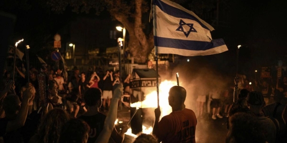 Tel Aviv’de Hükümet Karşıtı Protestolar: Polis ve Göstericiler Arasında Arbede