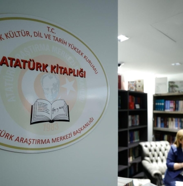Türkevi'nde Atatürk Kütüphanesi Açıldı 5 turkevinde-ataturk-kutuphanesi-acildi-cGNvs64d.jpg