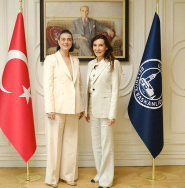 vuslat-dogan-sabancidan-uskudar-belediye-baskani-sinem-dedetasa-ziyaret-CUVfvjuL.jpg